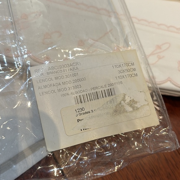 Brand new white cotton sheets for baby crib - Picture 6 of 6